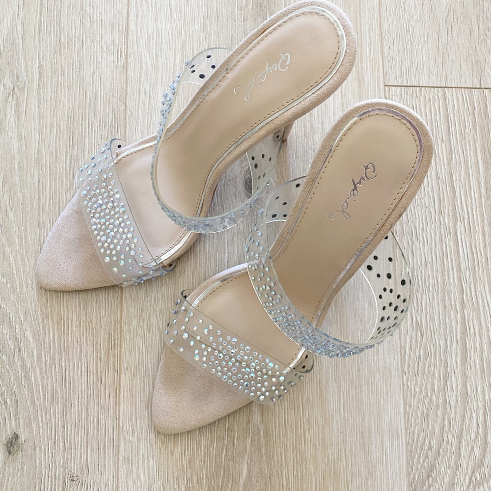 Qupid clear sandal heels with crystal detail NWOB 8.5 - Picture 2 of 6